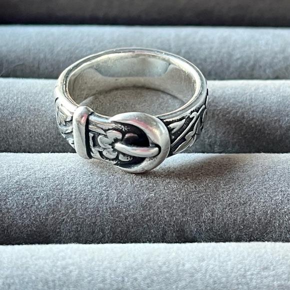 James Avery Retired Buckle Ring Size 8.5 Sterling Silver